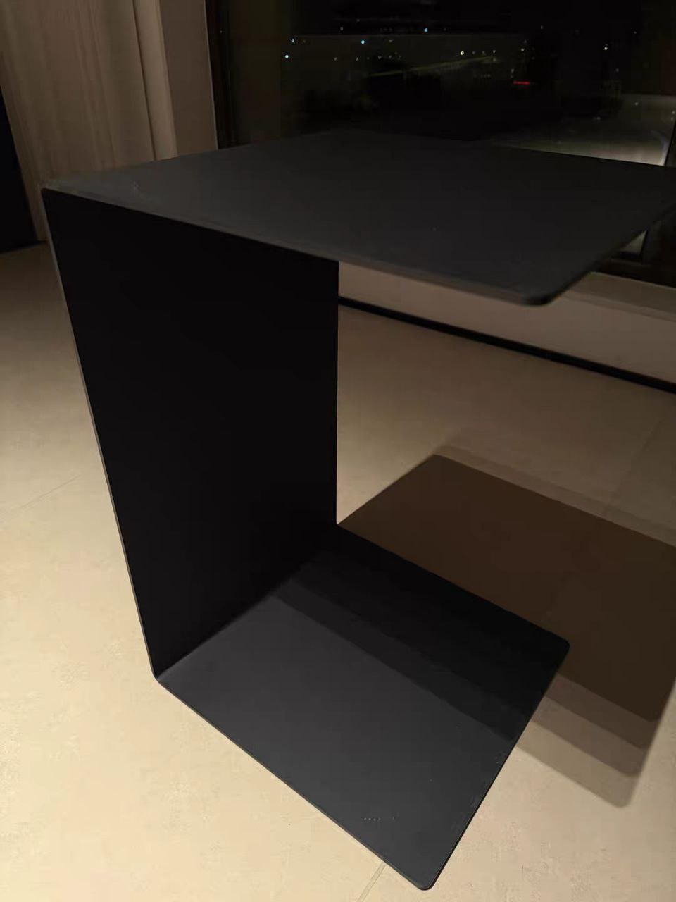 Приставной столик TECTON by Romatti