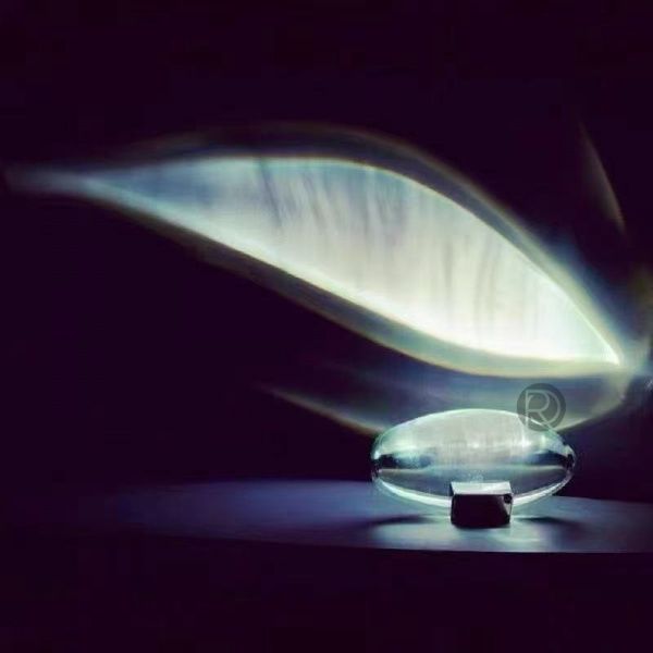 Дизайнерская настольная лампа OVUM by Romatti