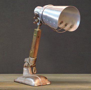 Дизайнерская настольная лампа в стиле Лофт Meride by Romatti