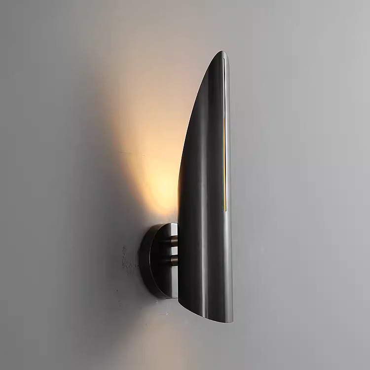 Настенный светильник (Бра) LEOWAS by Romatti