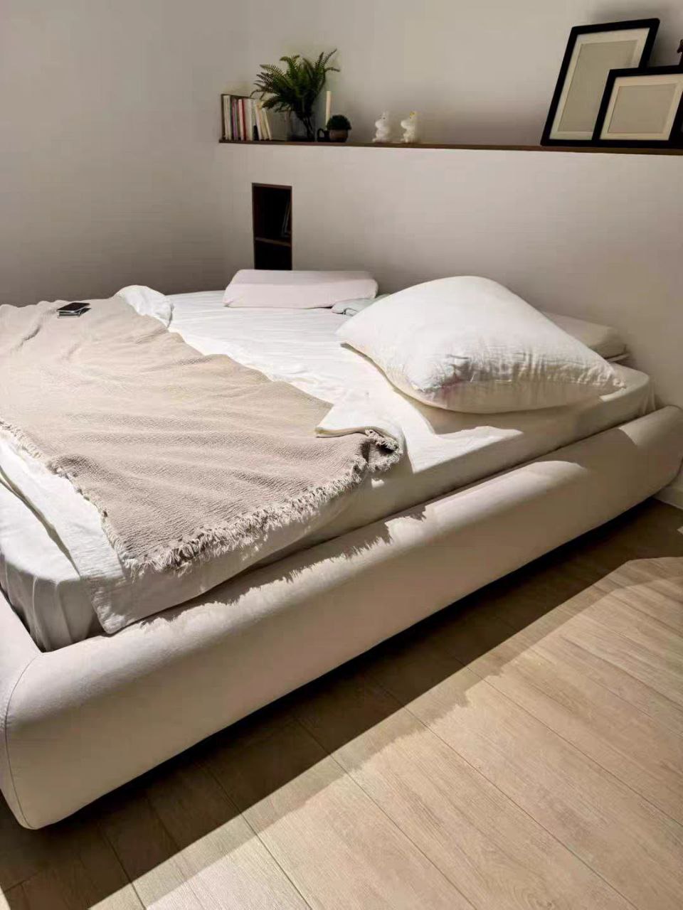 Кровать HUSH by Romatti
