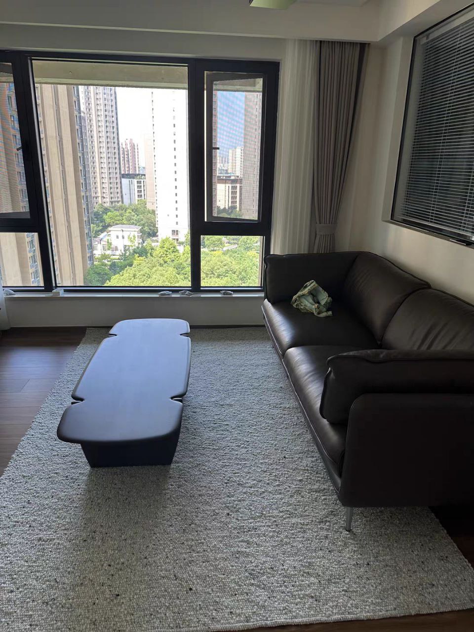 Журнальный столик SLEEKIS by Romatti