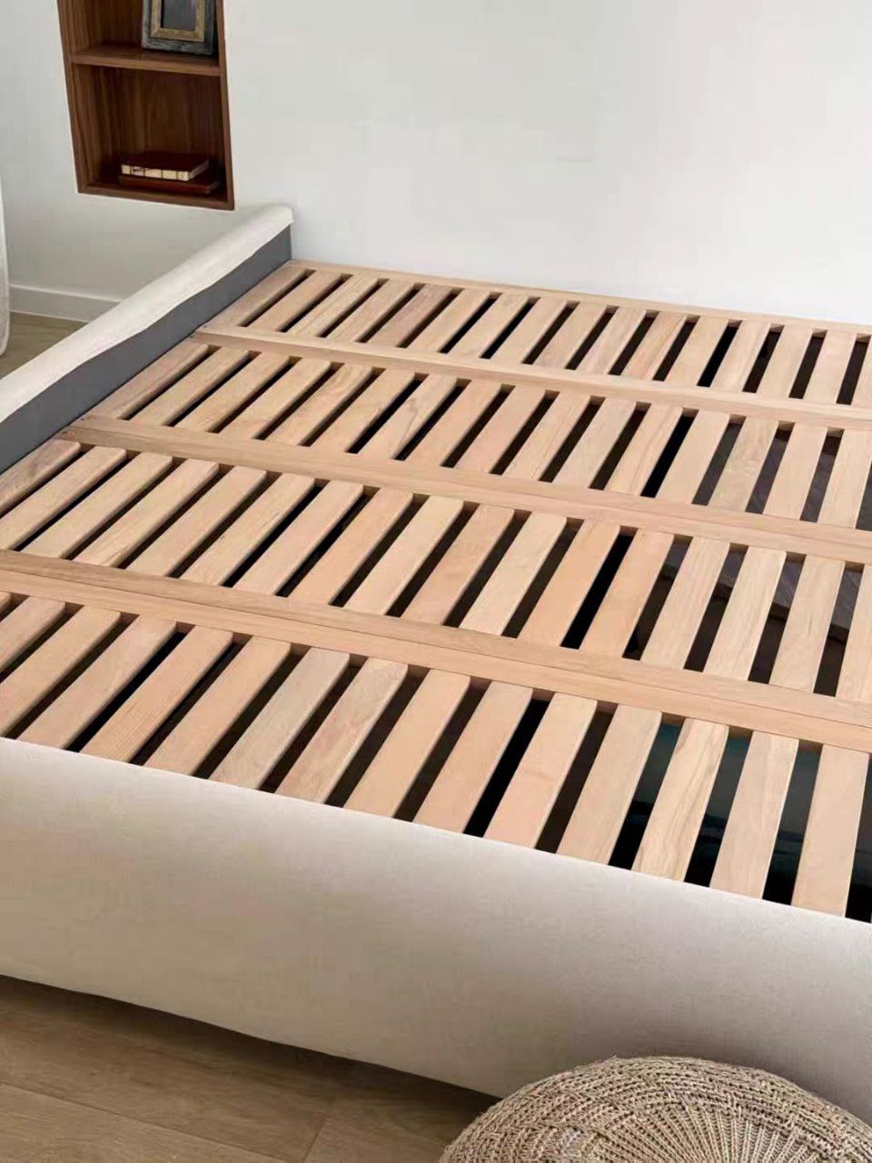 Кровать HUSH by Romatti