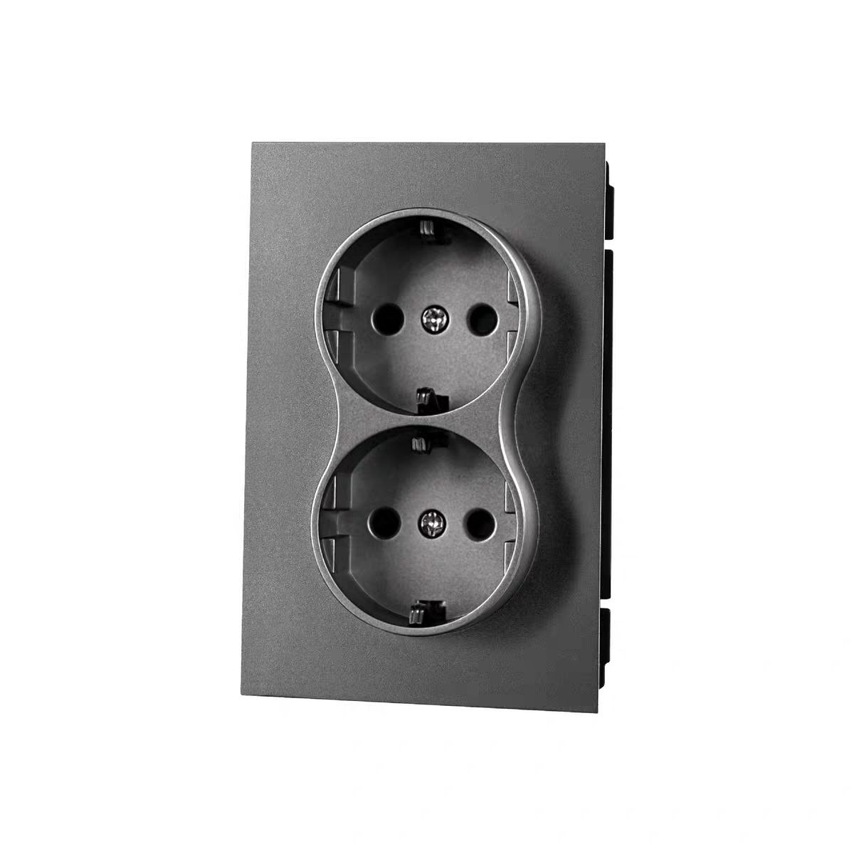 Розетка RIOMIND by Romatti