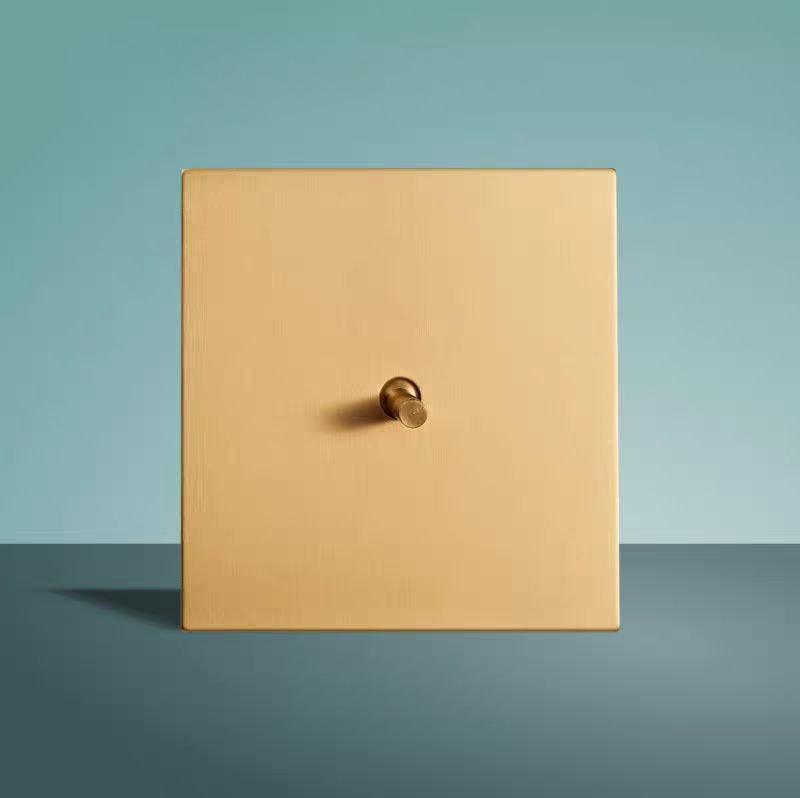 Выключатель AUROCONN by Romatti