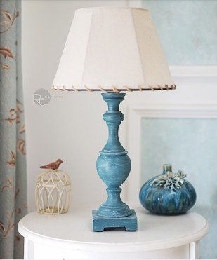 Дизайнерская настольная лампа с абажуром Blue DW by Romatti